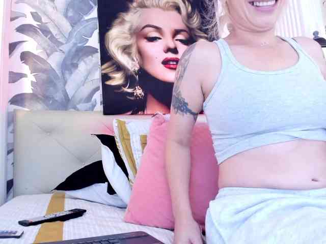 viktoria-davis webcam