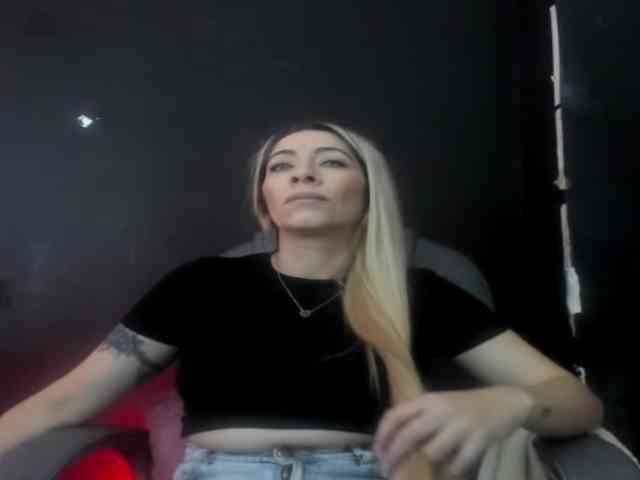 viktoria-davis webcam