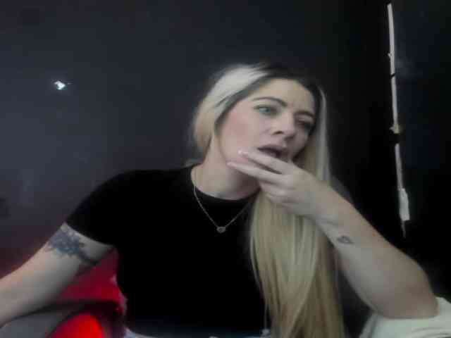 viktoria-davis webcam