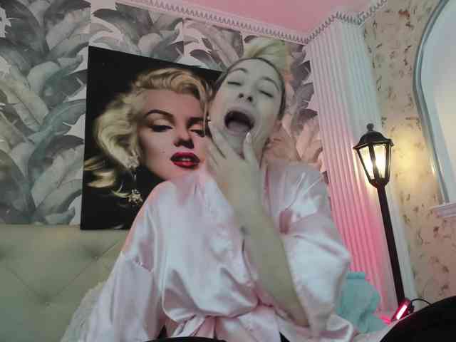 viktoria-davis webcam