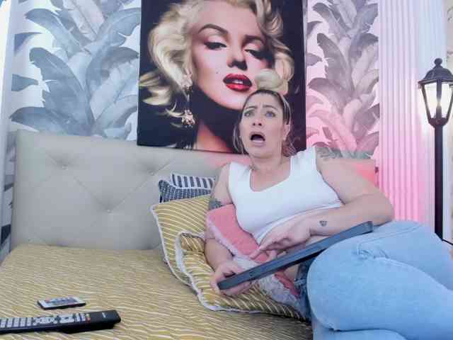 viktoria-davis webcam