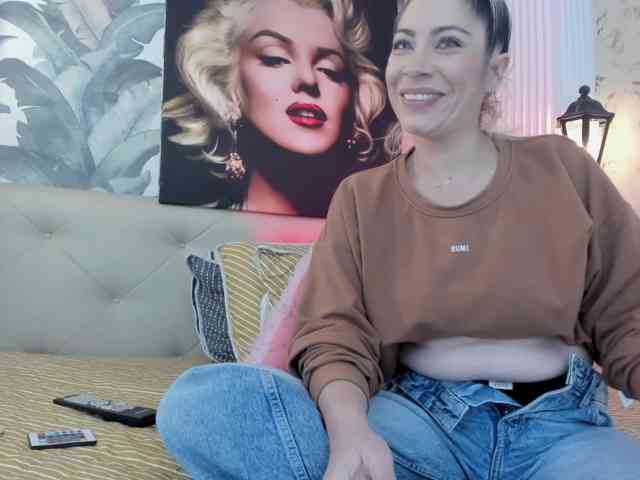 viktoria-davis webcam