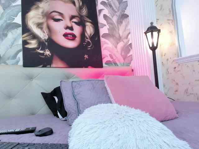 viktoria-davis webcam