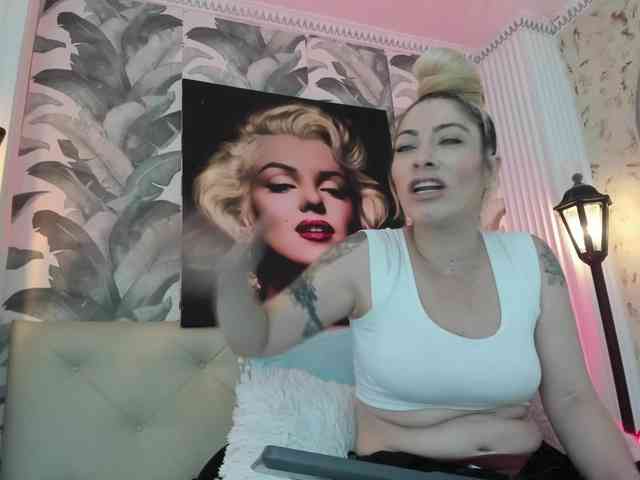 viktoria-davis webcam