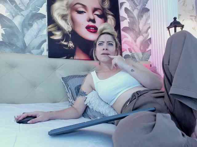 Viktoria-davis - Girl 