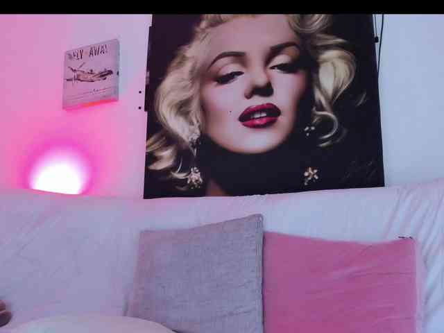 viktoria-davis webcam