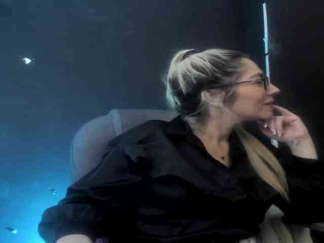 viktoria-davis webcam