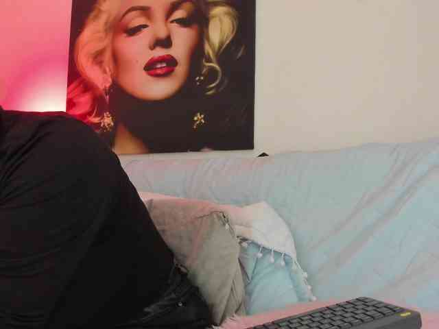 viktoria-davis webcam