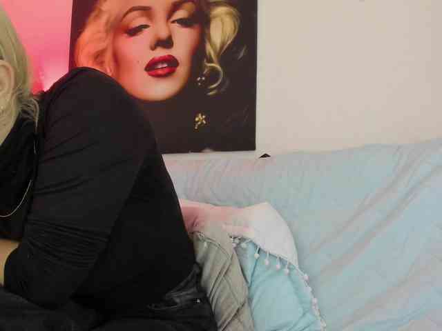 viktoria-davis webcam