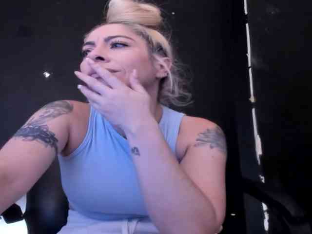 viktoria-davis webcam