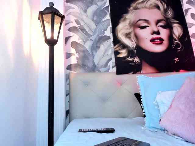 viktoria-davis webcam