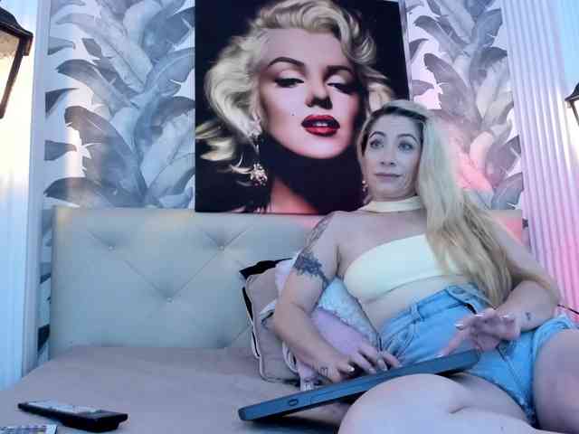 viktoria-davis webcam