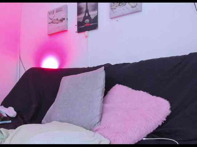 viktoria-davis webcam