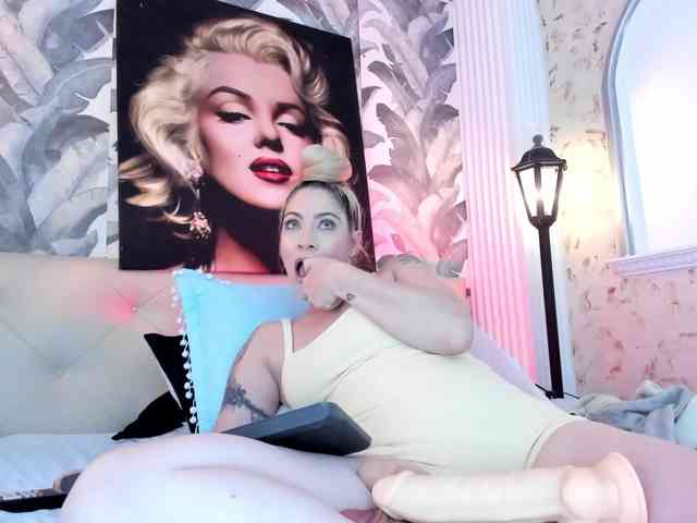 viktoria-davis webcam
