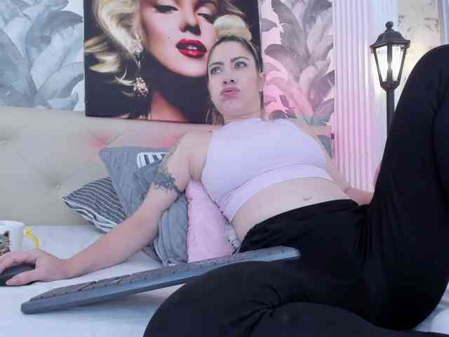 viktoria-davis webcam