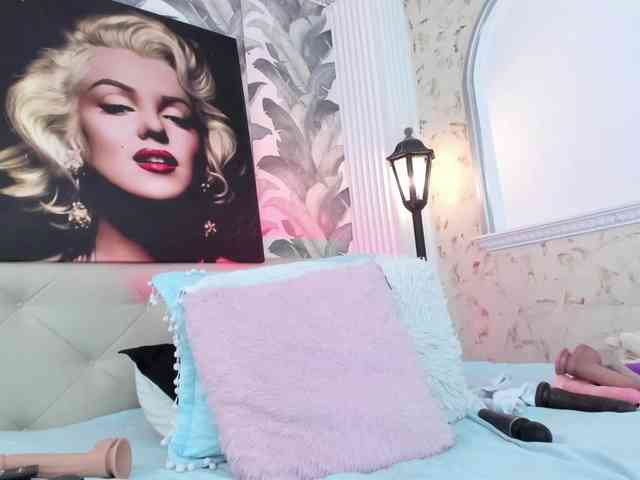 viktoria-davis webcam