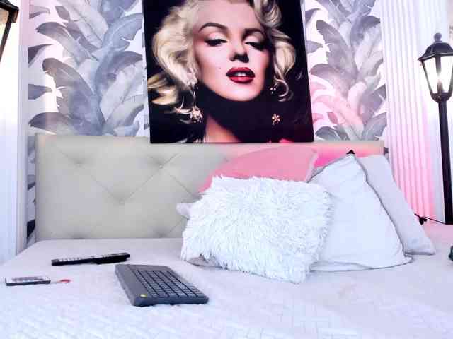 viktoria-davis webcam