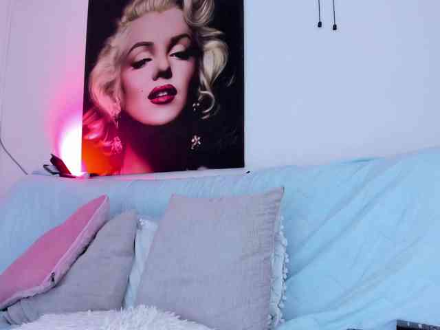 viktoria-davis webcam