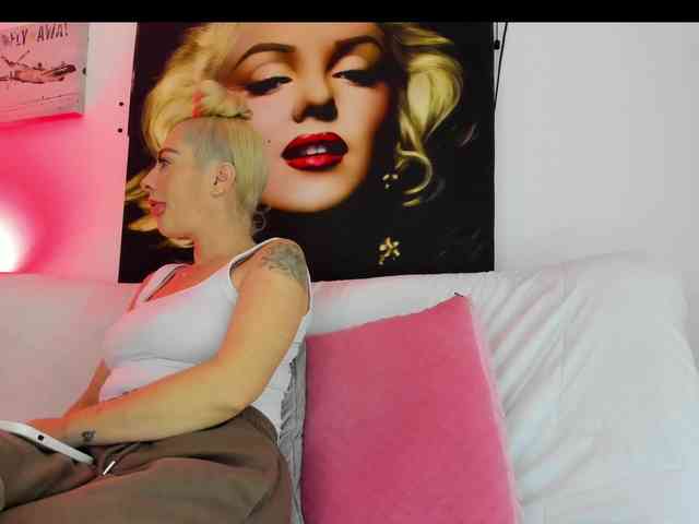 viktoria-davis webcam