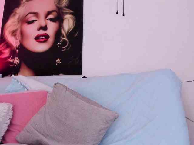 viktoria-davis webcam