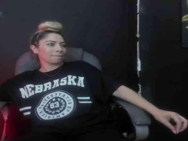 viktoria-davis webcam