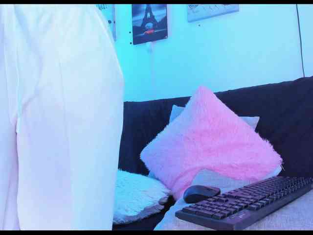 viktoria-davis webcam