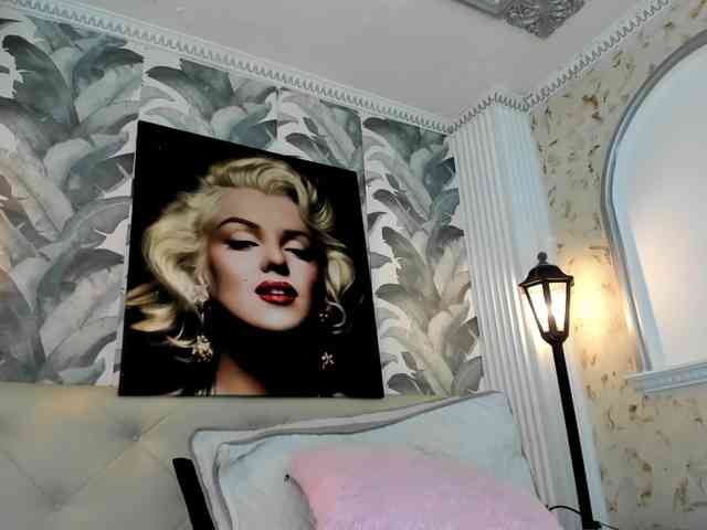 viktoria-davis webcam