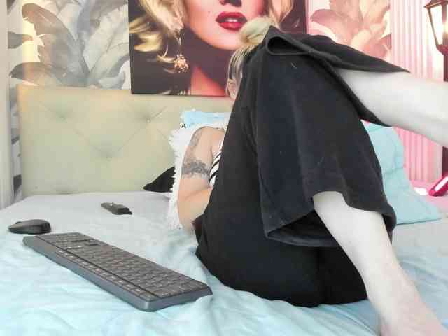 viktoria-davis webcam