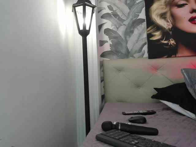 viktoria-davis webcam