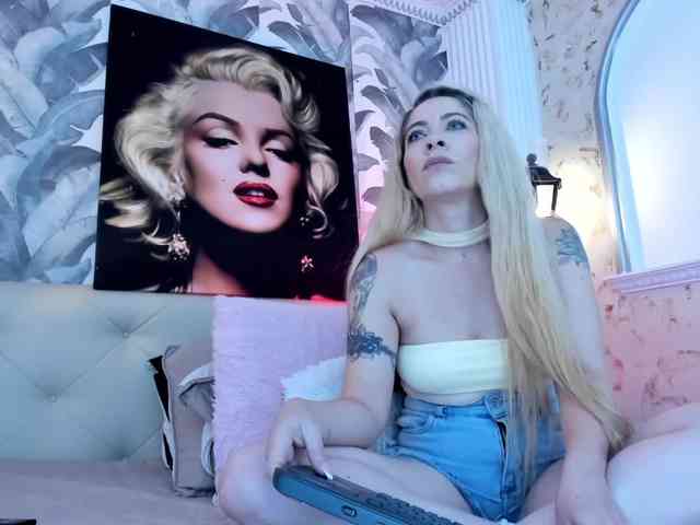 viktoria-davis webcam