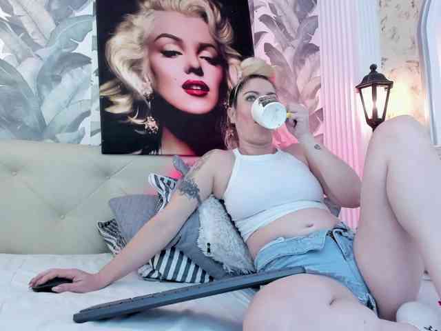 viktoria-davis webcam