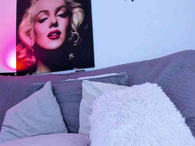 viktoria-davis webcam