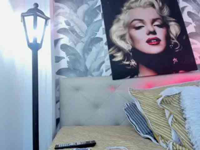 viktoria-davis webcam