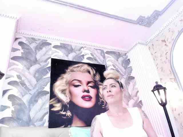 viktoria-davis webcam