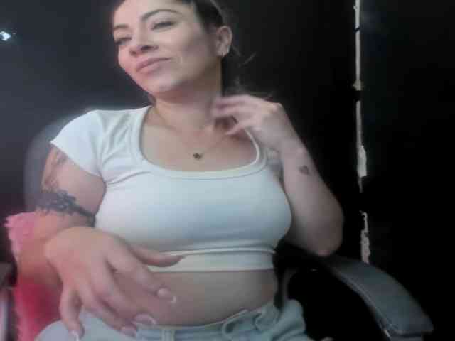 viktoria-davis webcam