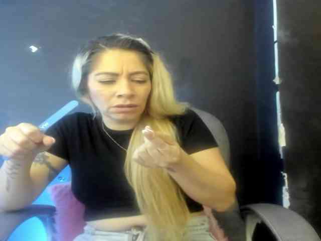 viktoria-davis webcam