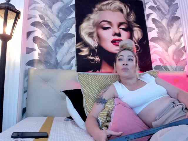 viktoria-davis webcam