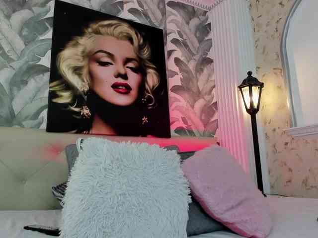 viktoria-davis webcam