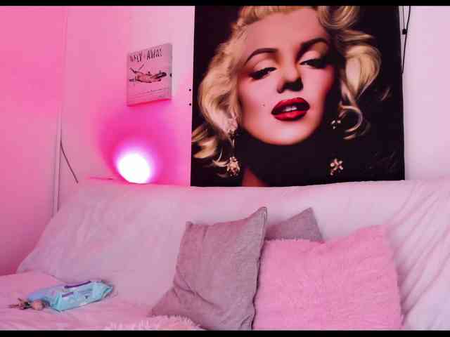 viktoria-davis webcam