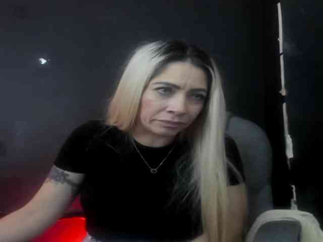 viktoria-davis webcam