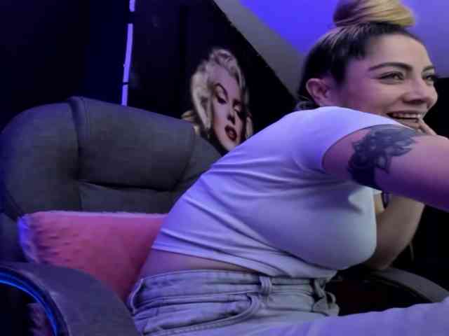 viktoria-davis webcam