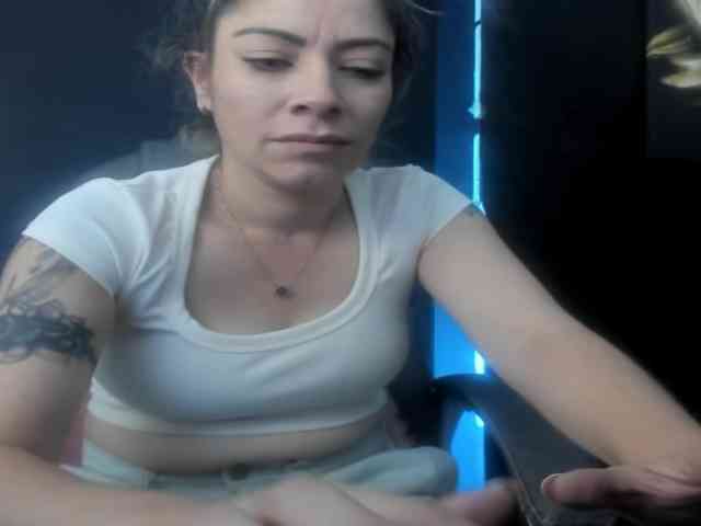 viktoria-davis webcam