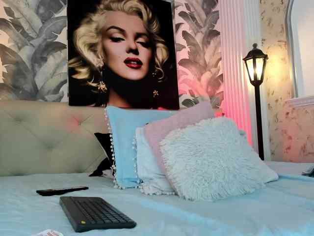 viktoria-davis webcam