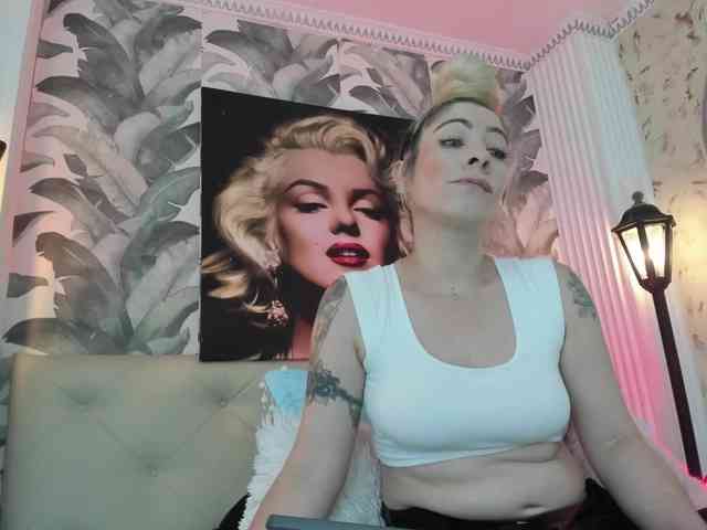 viktoria-davis webcam