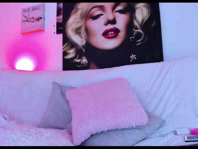 viktoria-davis webcam