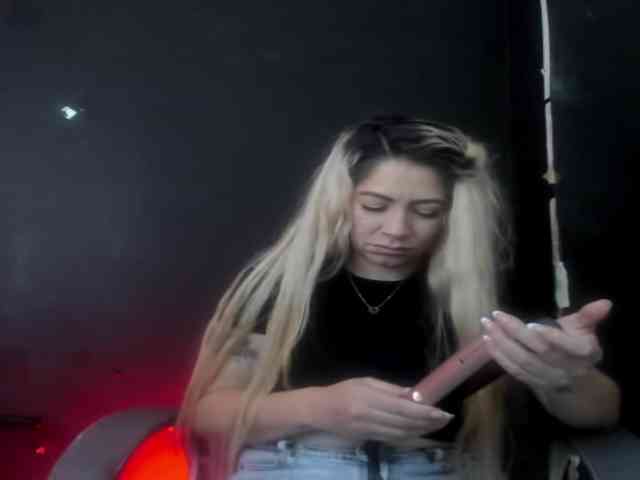 viktoria-davis webcam