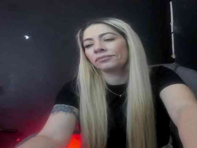 viktoria-davis webcam