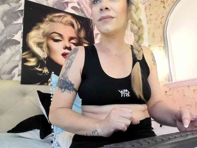 viktoria-davis webcam