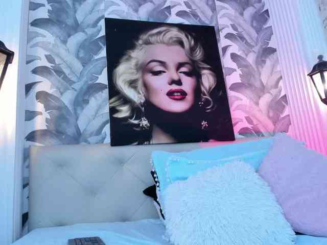 viktoria-davis webcam