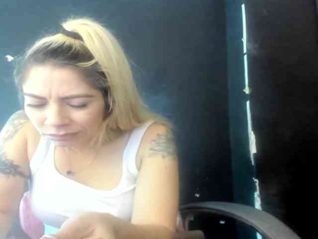 viktoria-davis webcam